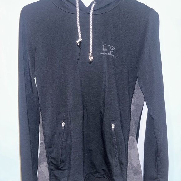 Vineyard Vines Other - Vineyard Vines Men's Black Hoodie with Gray Accents